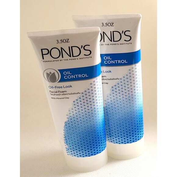 Ponds Oil Control Mattifying Foam Face Wash 3.5 oz/100 g (pack of 2) NEW - Picture 1 of 7